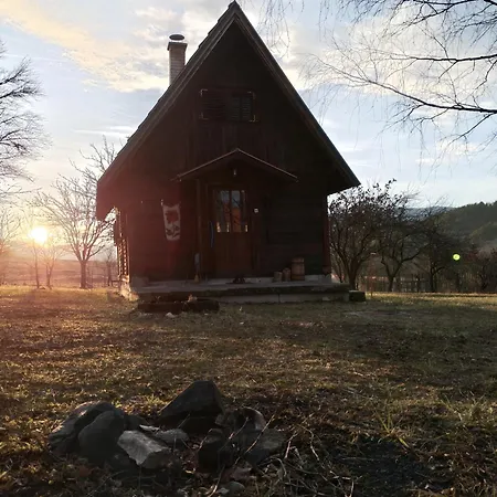 Kremna Cottage 別荘