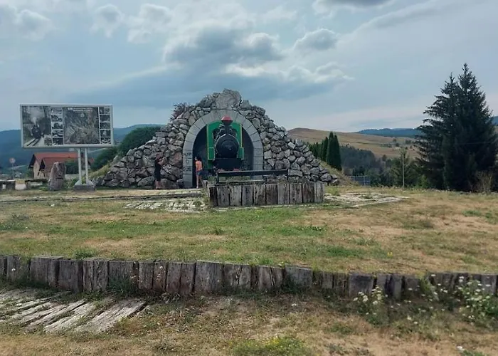 펜션 Kremna Cottage